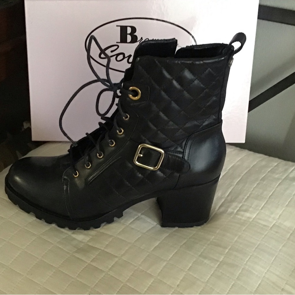 Brown’s Couture Black leather Quilted Ankle Boots in the box Size 40 - Picture 1 of 9